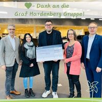 Spendenübergabe der Graf Hardenberg Gruppe